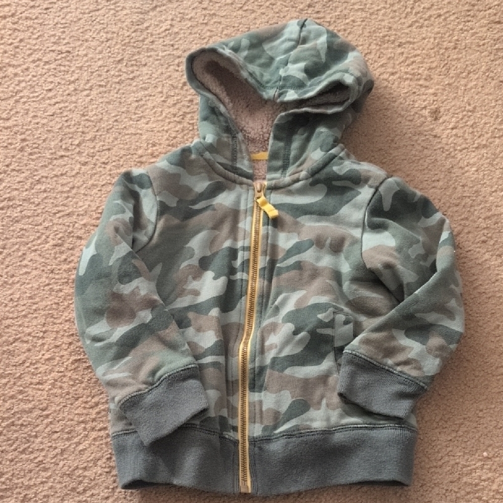 Boden Camo Fluffy Interior Hooded Coat Size 2-3 Years